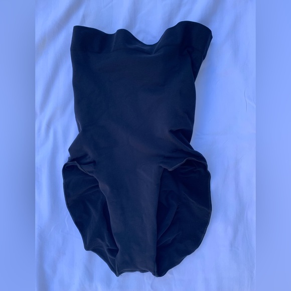 SKIMS Intimates & Sleepwear Skims Shapewear Poshmark